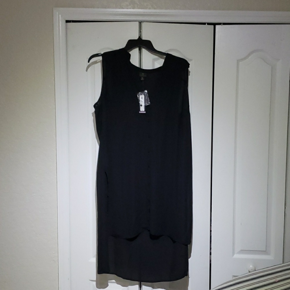 Sleeveless long camisole